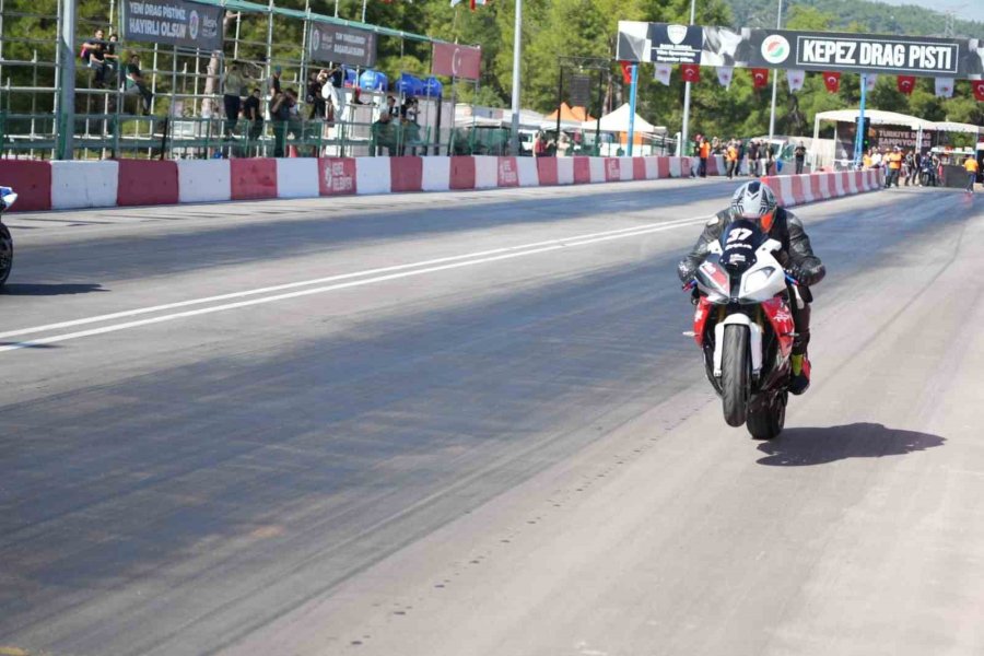 Kepez Motodrag Şampiyonası’nda Motorlar Isındı, Final Yarın