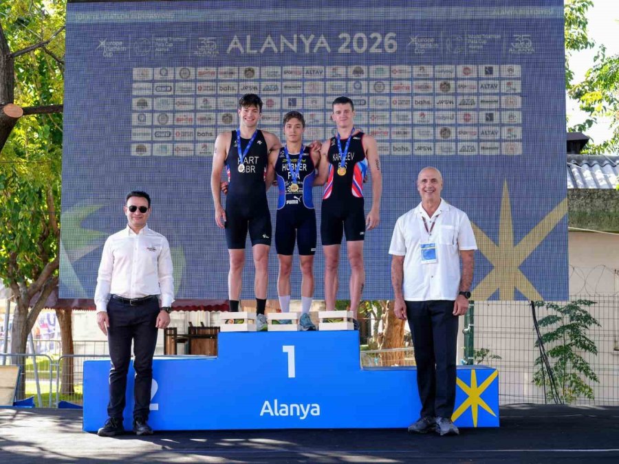 35. Uluslararası Alanya Triatlonu Başladı