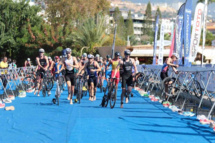 35. Uluslararası Alanya Triatlonu Başladı
