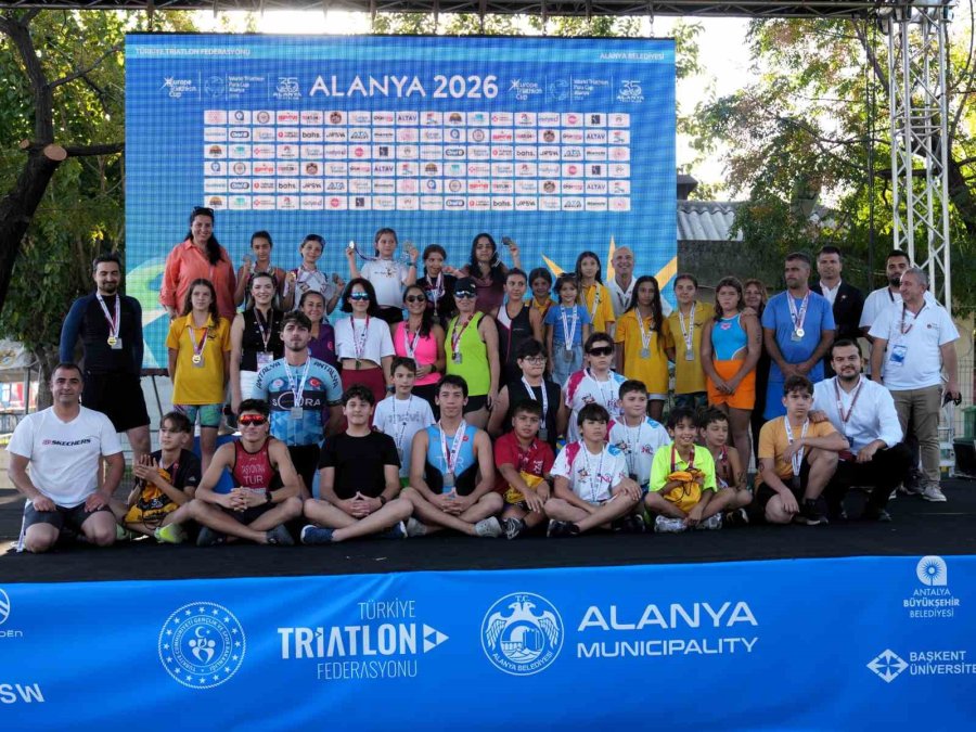 35. Uluslararası Alanya Triatlonu Başladı