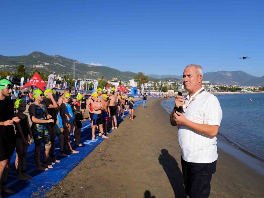 35. Uluslararası Alanya Triatlonu Başladı