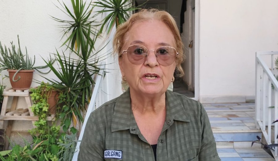 Araçla Ezilen Köpek Kurtarılamadı