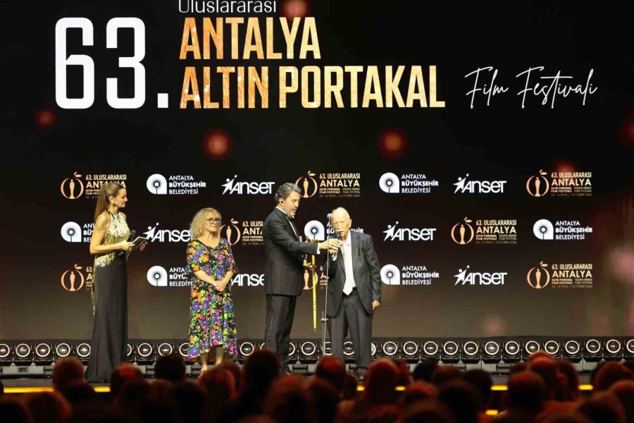 Altın Portakal’da Onur Ve Emek Ödülleri Sahiplerini Buldu