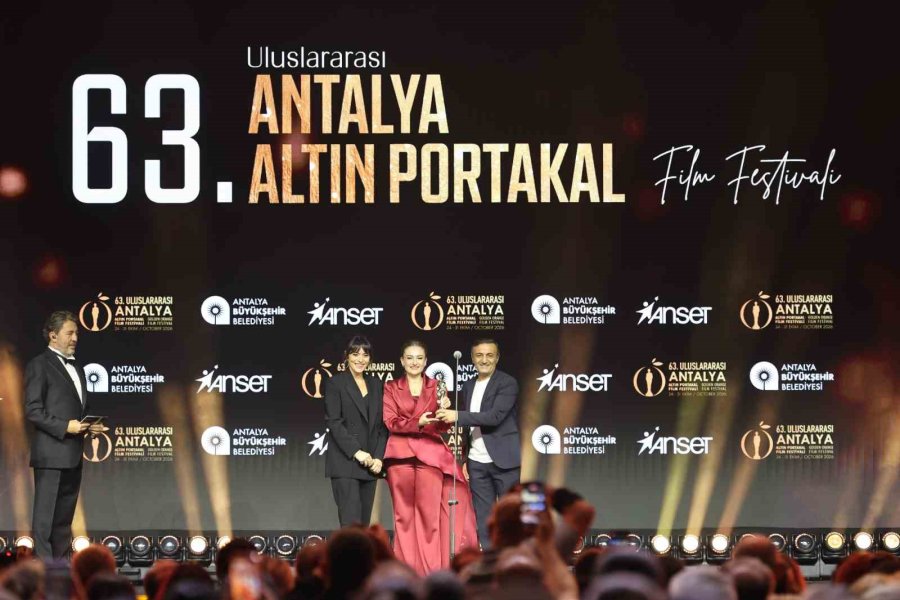 Altın Portakal’da Onur Ve Emek Ödülleri Sahiplerini Buldu