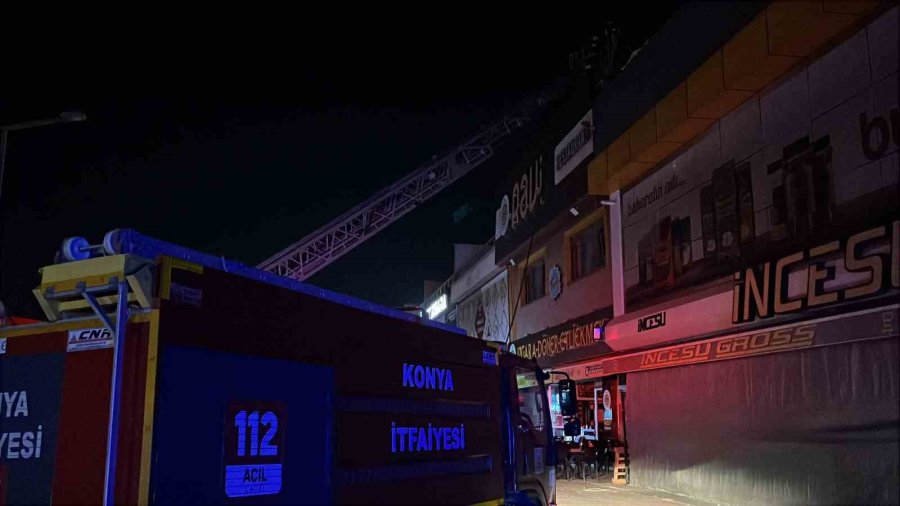 İş Yerinin Bacasında Çıkan Yangın Korkuttu