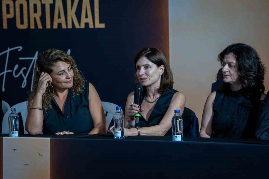 "artakalan" Filminin İlk Gösterimi Yapıldı, Yönetmen Ve Oyuncular Söyleşide Seyirciyle Buluştu