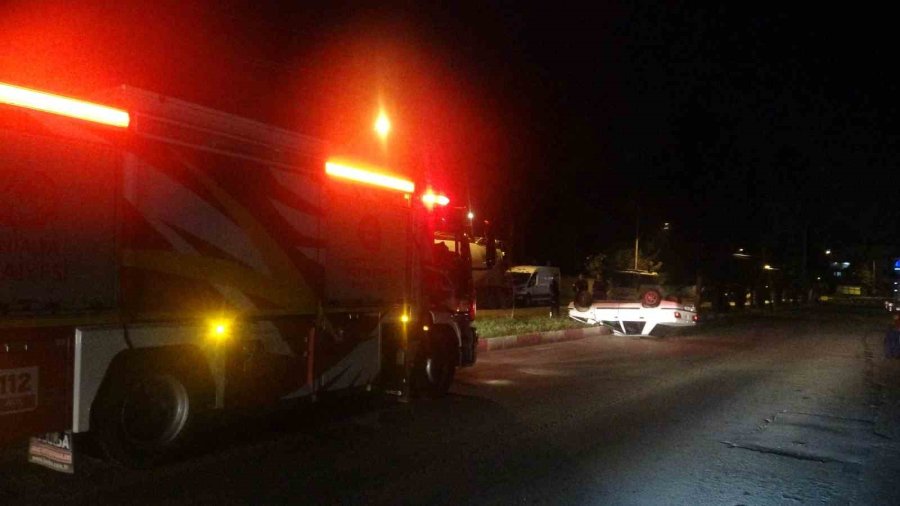 Kontrolden Çıkan Araç Takla Attı, Sürücü Yaralandı