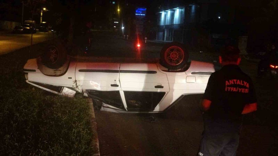 Kontrolden Çıkan Araç Takla Attı, Sürücü Yaralandı