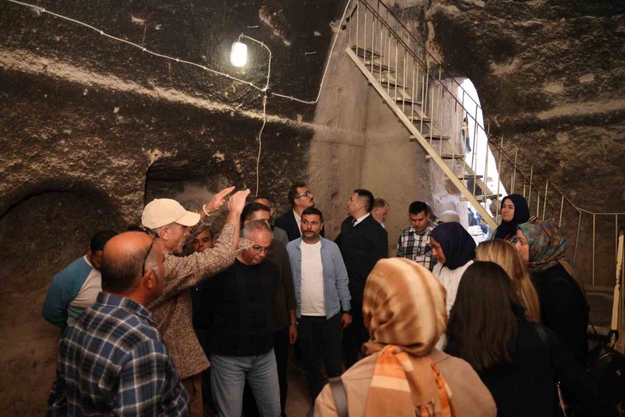 Kırşehir Ve Niğde’den 80 Öğretmen Kültürel Mirasın İzinde Buluştu