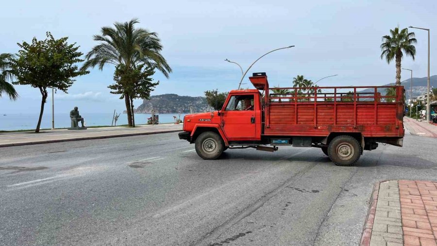 Alanya’da Üniversiteli Genç Kızın Öldüğü Kaza Kamerada