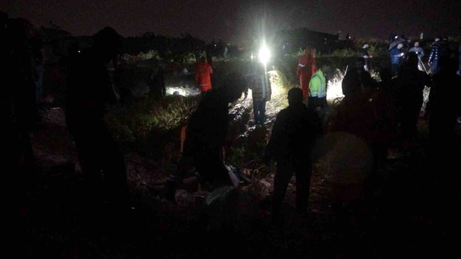 Antalya’da Hortum İşçilerin Kaldığı 2 Konteyneri Savurdu: 5 Ölü, 1 Yaralı