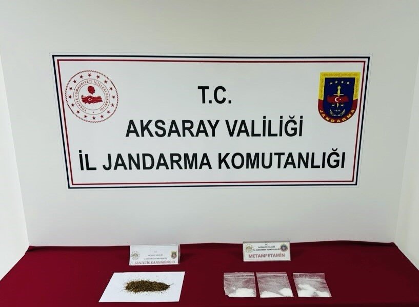 Uyuşturucu İmal Ve Ticaretine Jandarma Darbesi: 3 Tutuklama