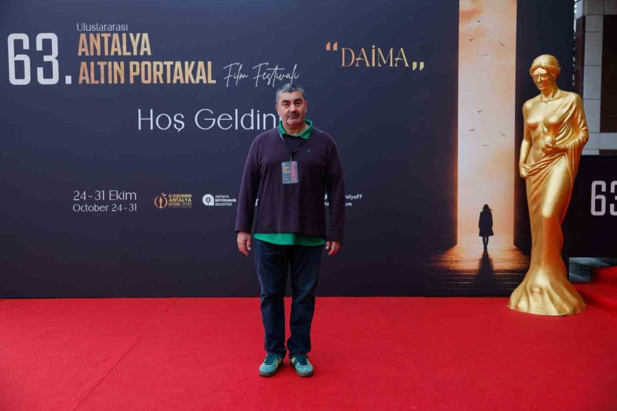 Türk Ve Dünya Sinemasının Yıldızları Yarışma Bölümlerinde Seyirciyle Buluştu