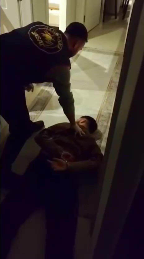Plakasız Motosikletle Gelip Kurşun Yağdırdılar