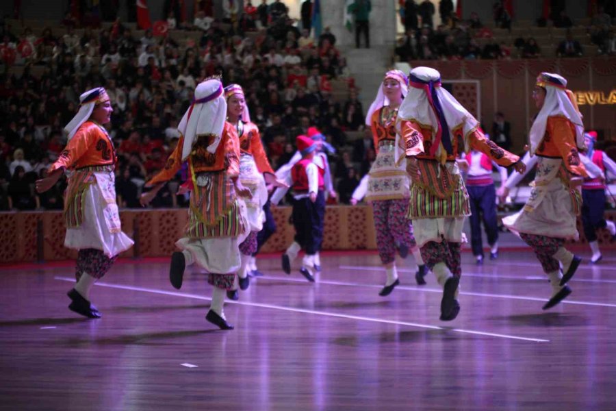 Konya’da Cumhuriyet Bayramı Düzenlenen Törenle Kutlandı