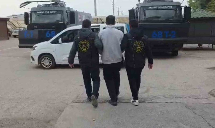 Otomobil Ve Traktör Hırsızı Önce Kameraya, Sonra Polise Yakalandı