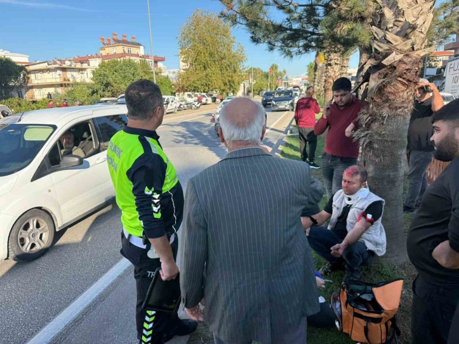 Otomobilin Çarptığı Yaşlı Adama İlk Müdahale Yoldan Geçen Doktor Belediye Başkanından Geldi
