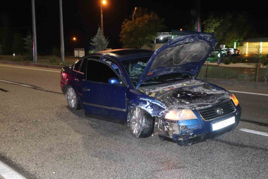 Karaman’da Otomobiller Çarpıştı: 4 Yaralı