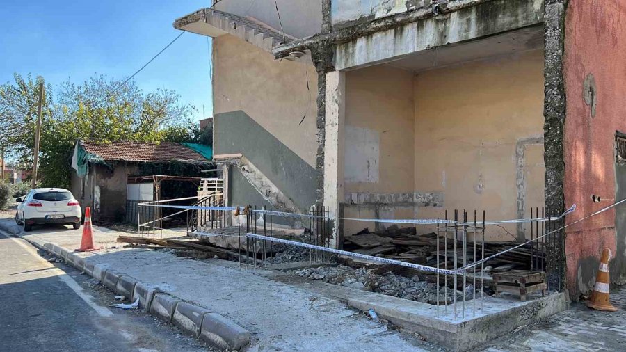 Depremde Eşi Ve 2 Kızını Kaybetmişti: Beton Altında Kalan İşçi Hayatını Kaybetti