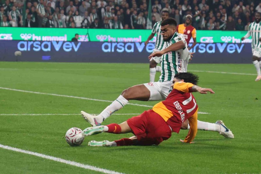 Trendyol Süper Lig: Konyaspor: 0 - Galatasaray: 1 (maç Devam Ediyor)