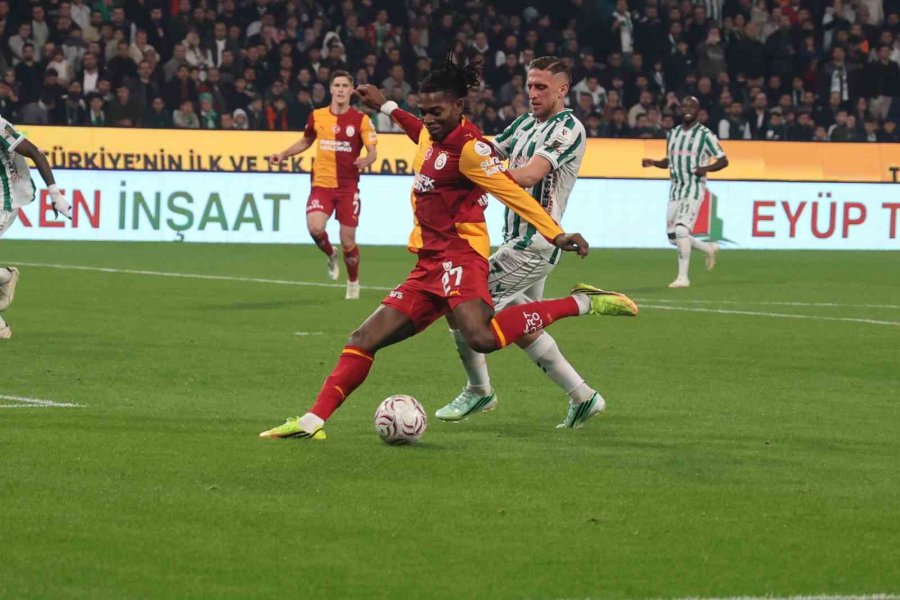 Trendyol Süper Lig: Konyaspor: 0 - Galatasaray: 2 (ilk Yarı)