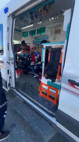 Otomobil Jandarma Motosikletine Çarptı, Uzman Çavuş Yaralandı