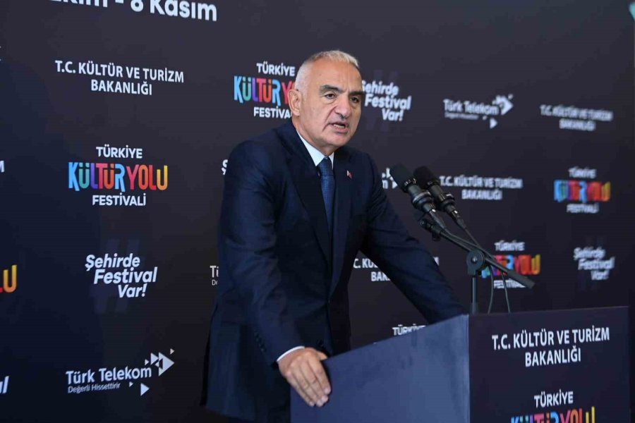 Antalya’da Kültür Yolu Heyecanı Başladı: Bakan Ersoy 440’tan Fazla Etkinliğin Açılışını Yaptı
