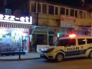 Karaman'da iş yeri basıp adam dövdüler