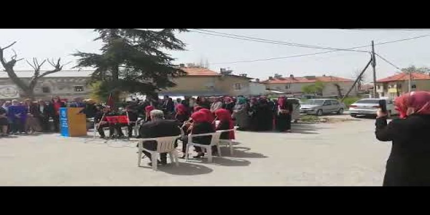 Geleneksel yılsonu el sanatları ve resim sergisi